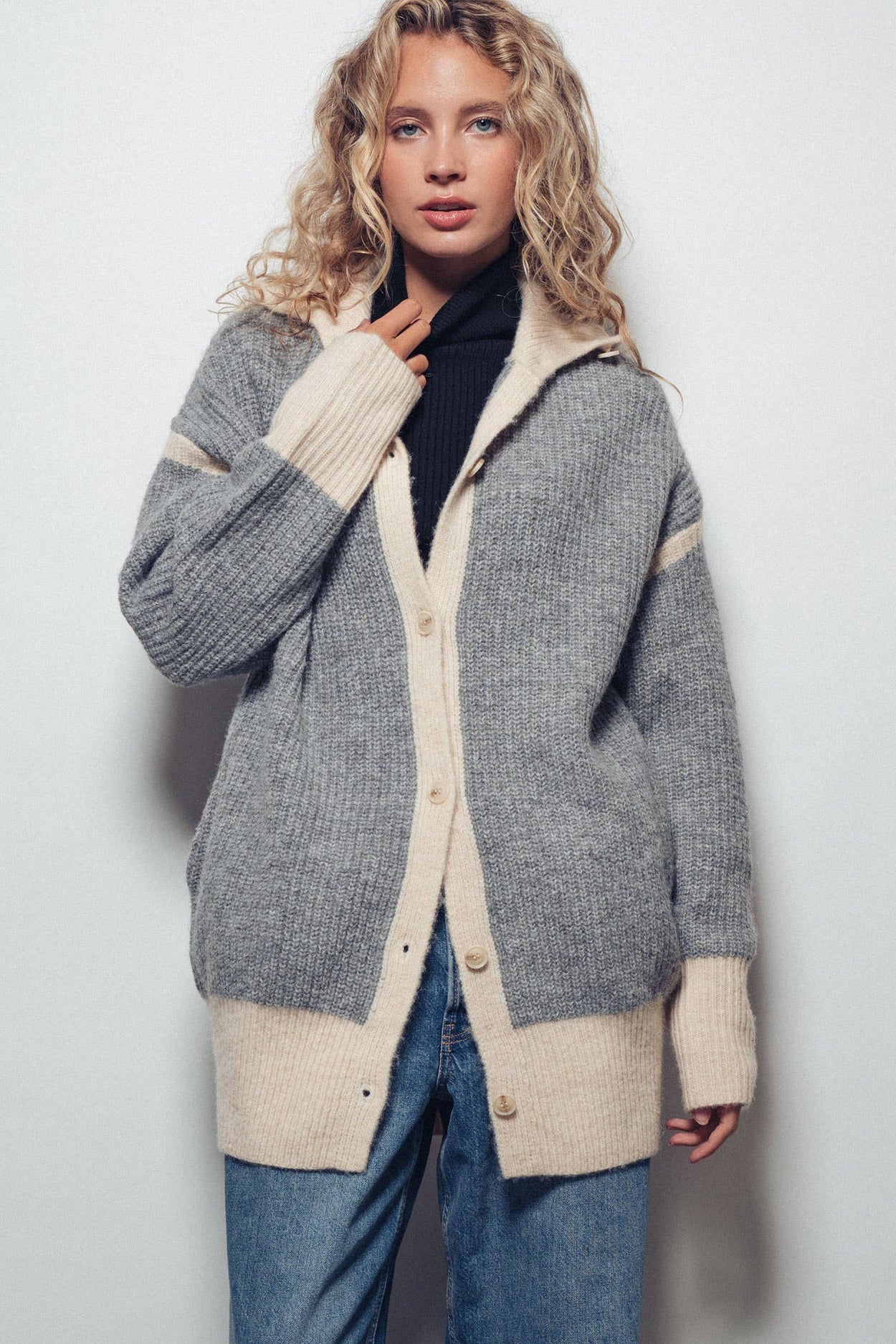 Grey Contrast Trim Collared Sweater Cardigan