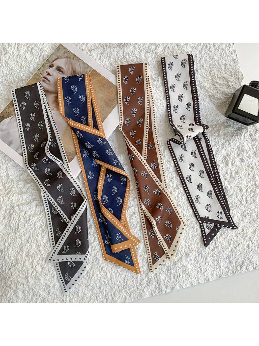 White French Elegance Vintage Paisley Slim Scarf