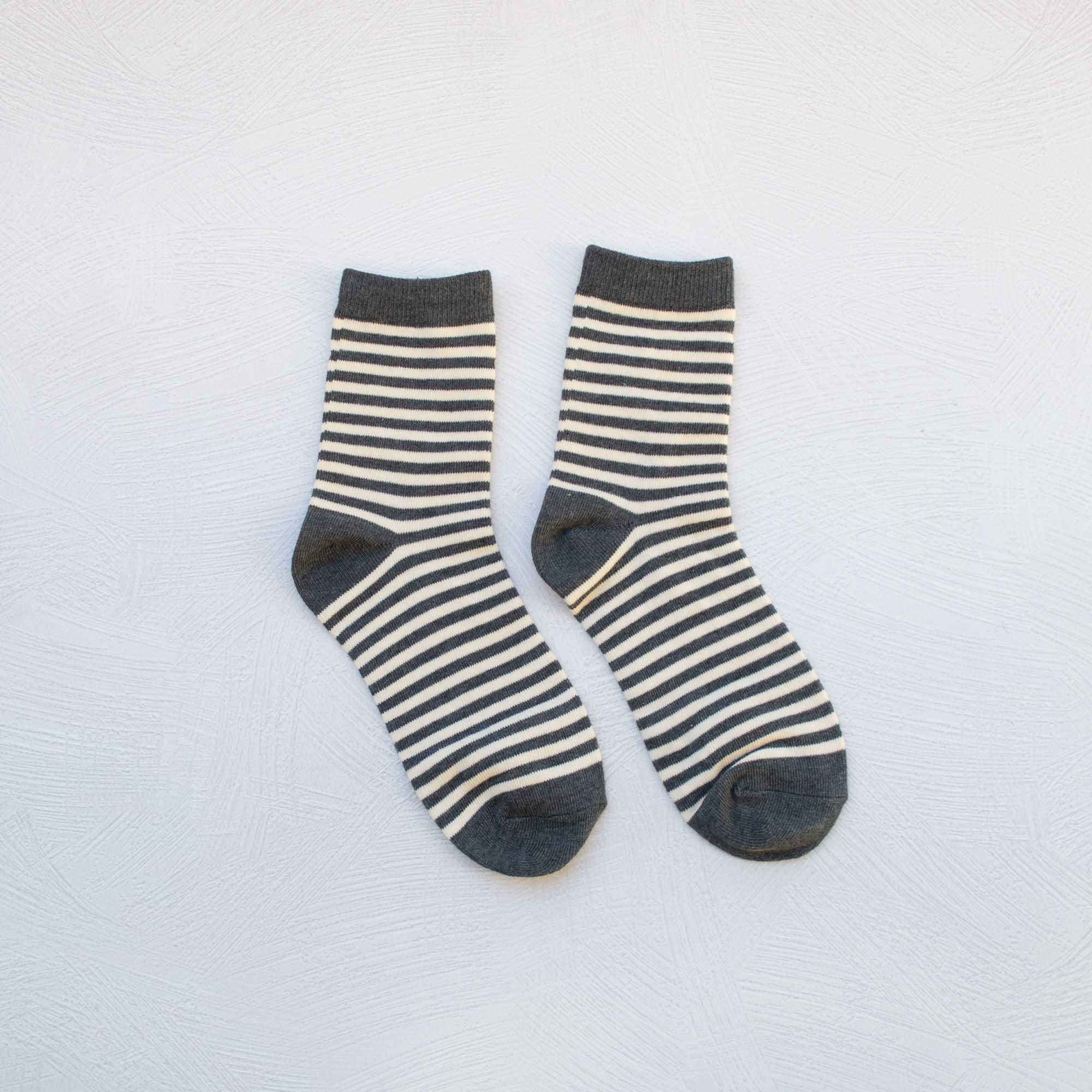 Raspberry Thin Stripe Casual Socks