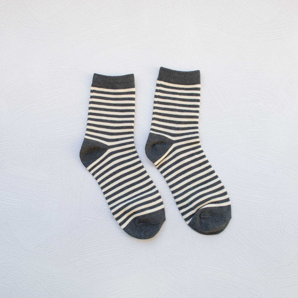 Raspberry Thin Stripe Casual Socks