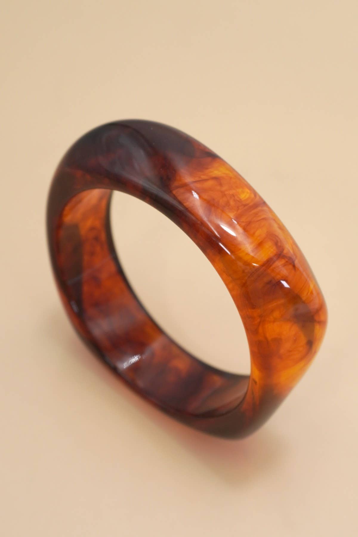 Tort Irregular Square Shape Bangle