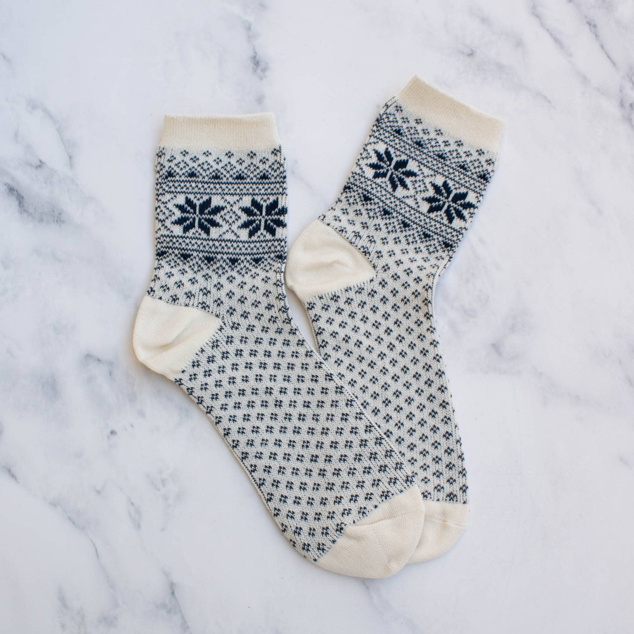 Ivory Women's Snowflake-Motif Comfort Socks
