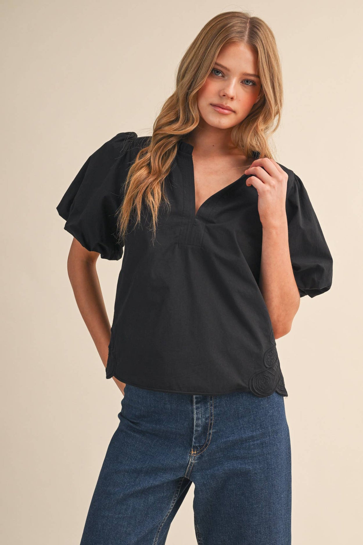 Black Bubble Sleeve Top