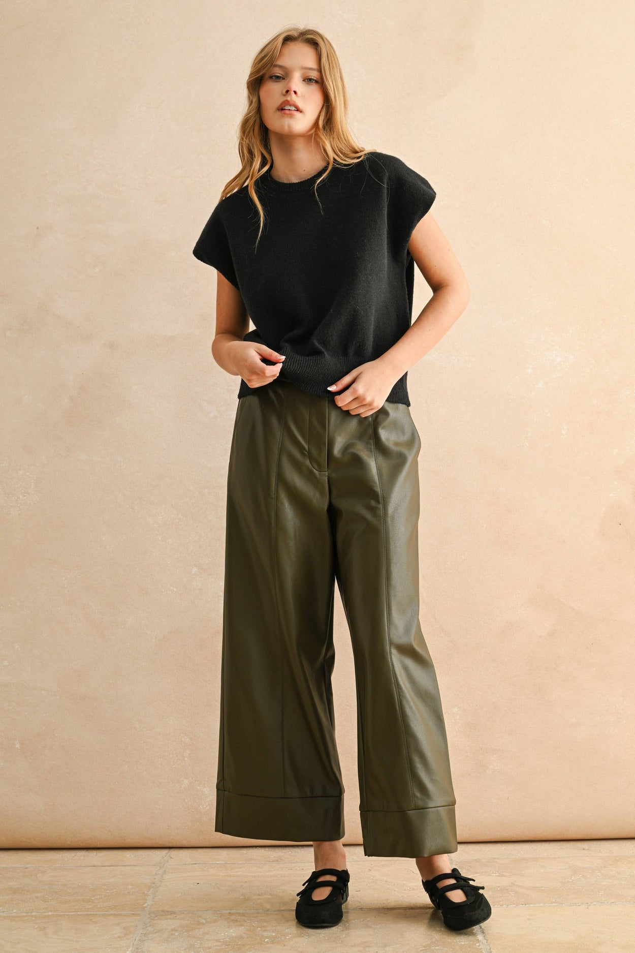 Black Loose Fit Short Sleeve Sweater Top