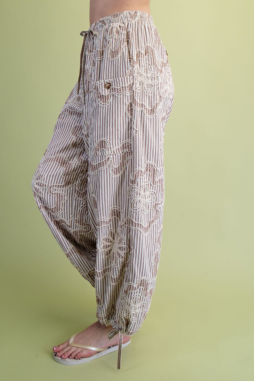 Mocha Embroidery Striped Woven Pants
